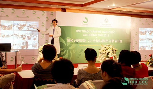 Thu Cúc tiến hành kí kết hợp tác với tập đoàn thẩm mỹ hàng đầu Hàn Quốc V Plastic